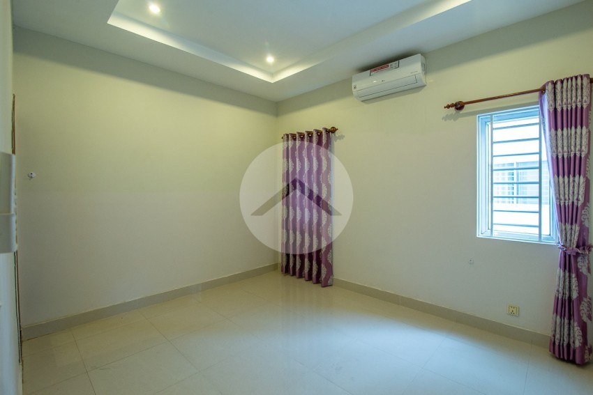 4 Bedroom Flat House For Rent - Phnom Penh Thmey, Phnom Penh