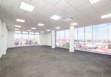 95 Sqm Commercial Office For Rent - Chak Angrea Area, Phnom Penh thumbnail