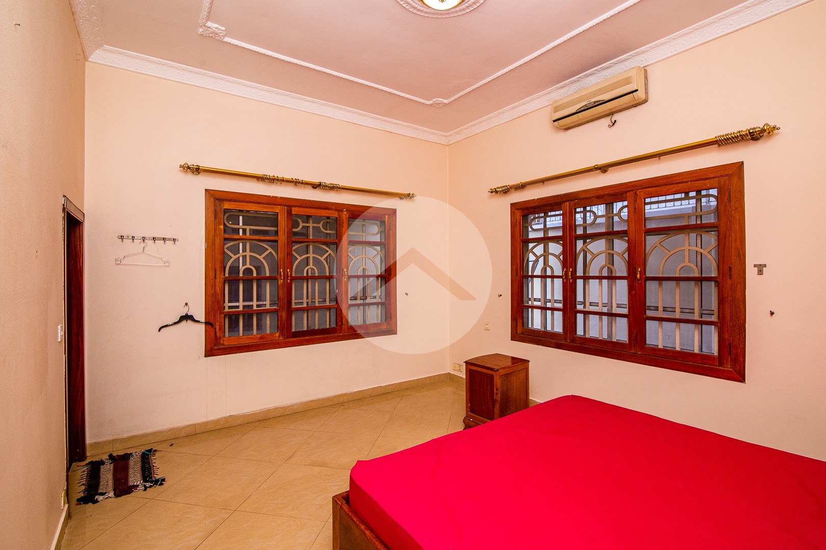 7 Bedroom Villa For Rent - BKK1, Phnom Penh 