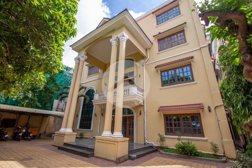 7 Bedroom Commercial Villa For Rent - Near National Museum, Chey Chumneah, Phnom Penh