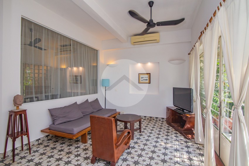 3 Bedroom Renovated Apartment For Rent - Phsar Kandal 1, Phnom Penh