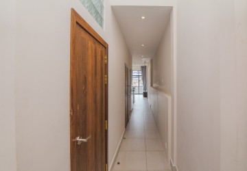 2 Bedroom Apartment For Rent - Phsar Thmei 2, Phnom Penh thumbnail
