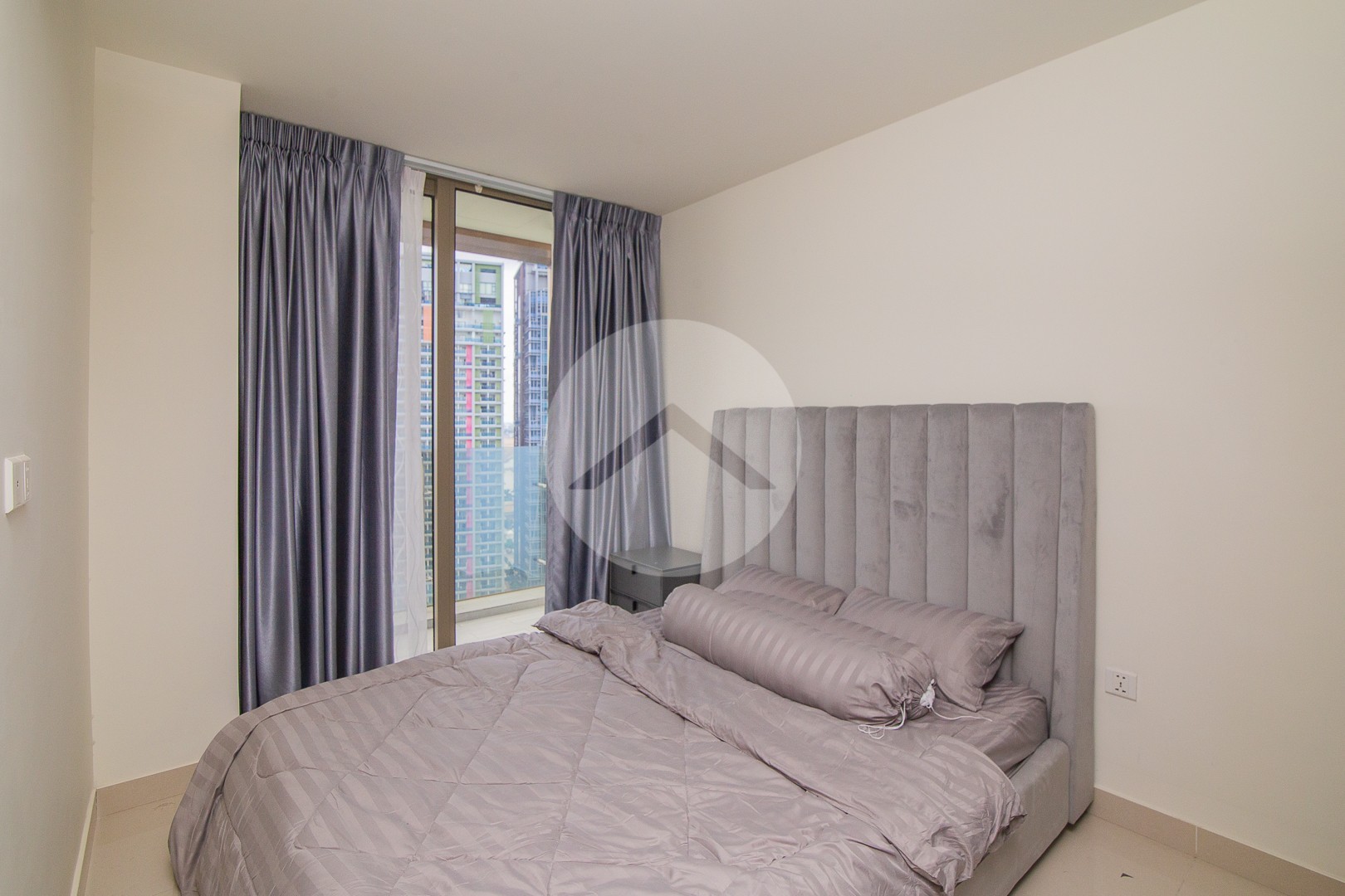 3 Bedroom Condo For Rent - The Peak, Tonle Bassac. Phnom Penh - Image 5 3 Bedroom Condo For Rent - The Peak, Tonle Bassac. Phnom Penh - Image 5