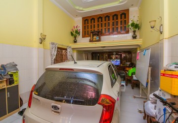 6 Bedroom Shophouse For Sale - Toul Kork, Phnom Penh thumbnail