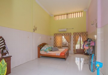 6 Bedroom Shophouse For Sale - Toul Kork, Phnom Penh thumbnail