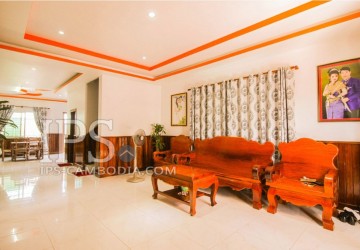 4 Bedroom Villa For Sale - Svay Dangkum, Siem Reap thumbnail