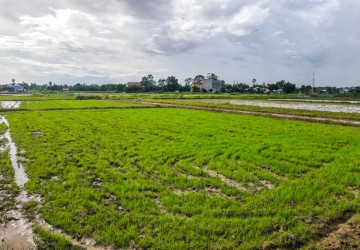  4358 Sqm Residential Land For Sale - Sangkat Siem Reap, Siem Reap thumbnail