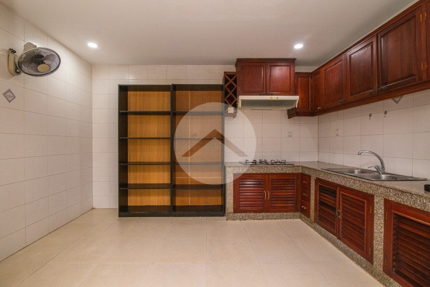 29 Unit Apartment Building For Lease , Wat Phnom, Phnom Penh