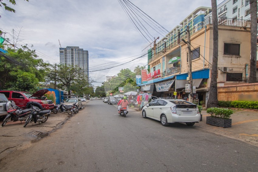 1 Bedroom Serviced Apartment For Rent - Daun Penh, Phnom Penh.