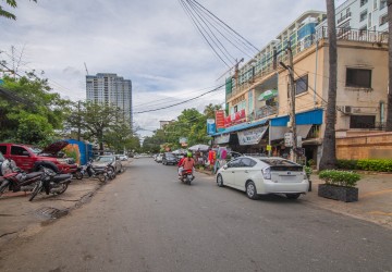 1 Bedroom Serviced Apartment For Rent - Daun Penh, Phnom Penh. thumbnail
