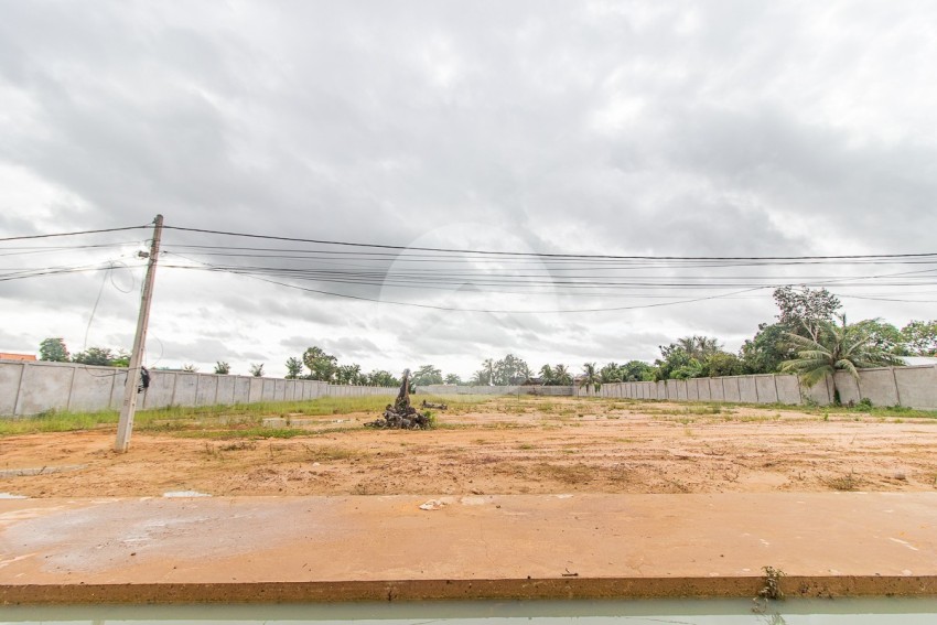 8000 Sqm Commercial Land For Rent - Svay Thom, Siem Reap
