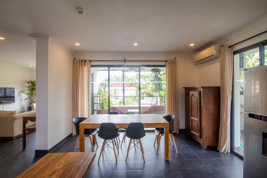 3 Bedroom Renovated Apartment For Rent -Chakto Mukh, Phnom Penh
