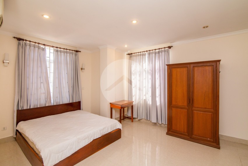 15 Unit Apartment Building For Rent - Tonle Bassac, Phnom Penh