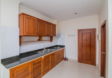 15 Unit Apartment Building For Rent - Tonle Bassac, Phnom Penh thumbnail