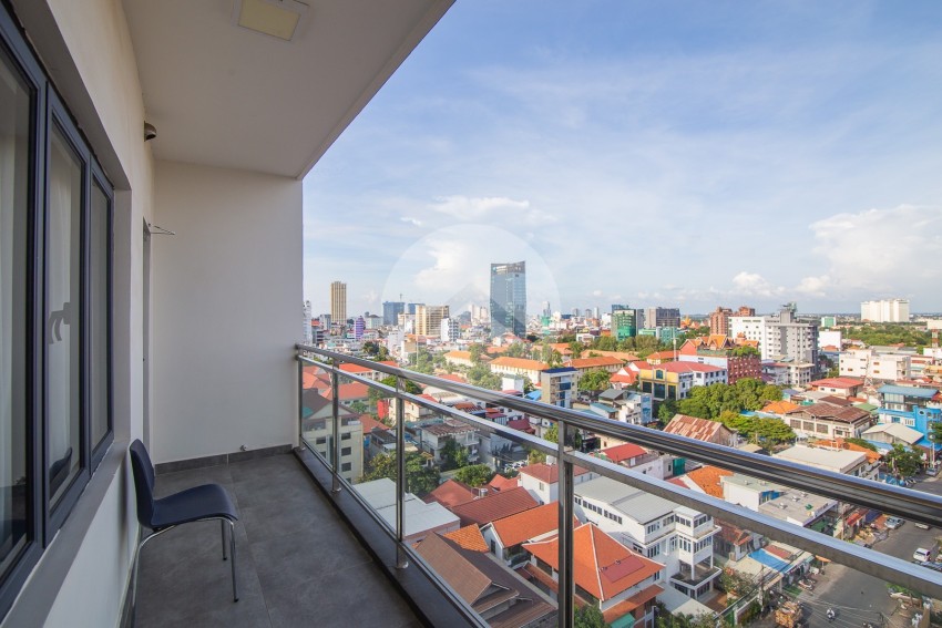 3 Bedroom Apartment For Rent - Daun Penh, Phnom Penh
