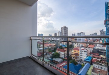 3 Bedroom Apartment For Rent - Daun Penh, Phnom Penh thumbnail