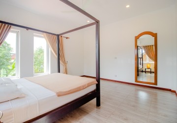 5 Bedroom Villa For Sale - Sala Kamruek, Siem Reap thumbnail
