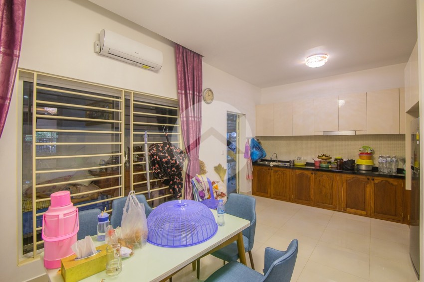 4 Bedroom Twin Villa For Sale - Borey Peng Huoth, Beoung Snor, Phnom Penh