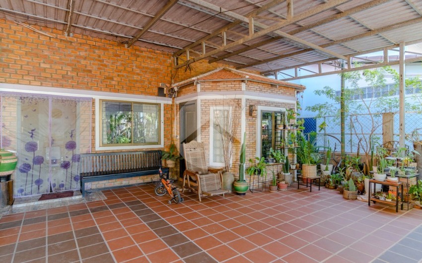 2 Bedroom Villa For Rent - Svay Dangkum, Siem Reap