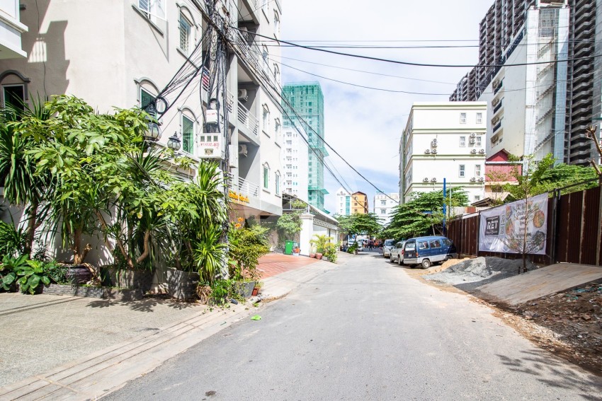 1  Bedroom Apartment For Rent - Toul Tum Poung 1, Phnom Penh