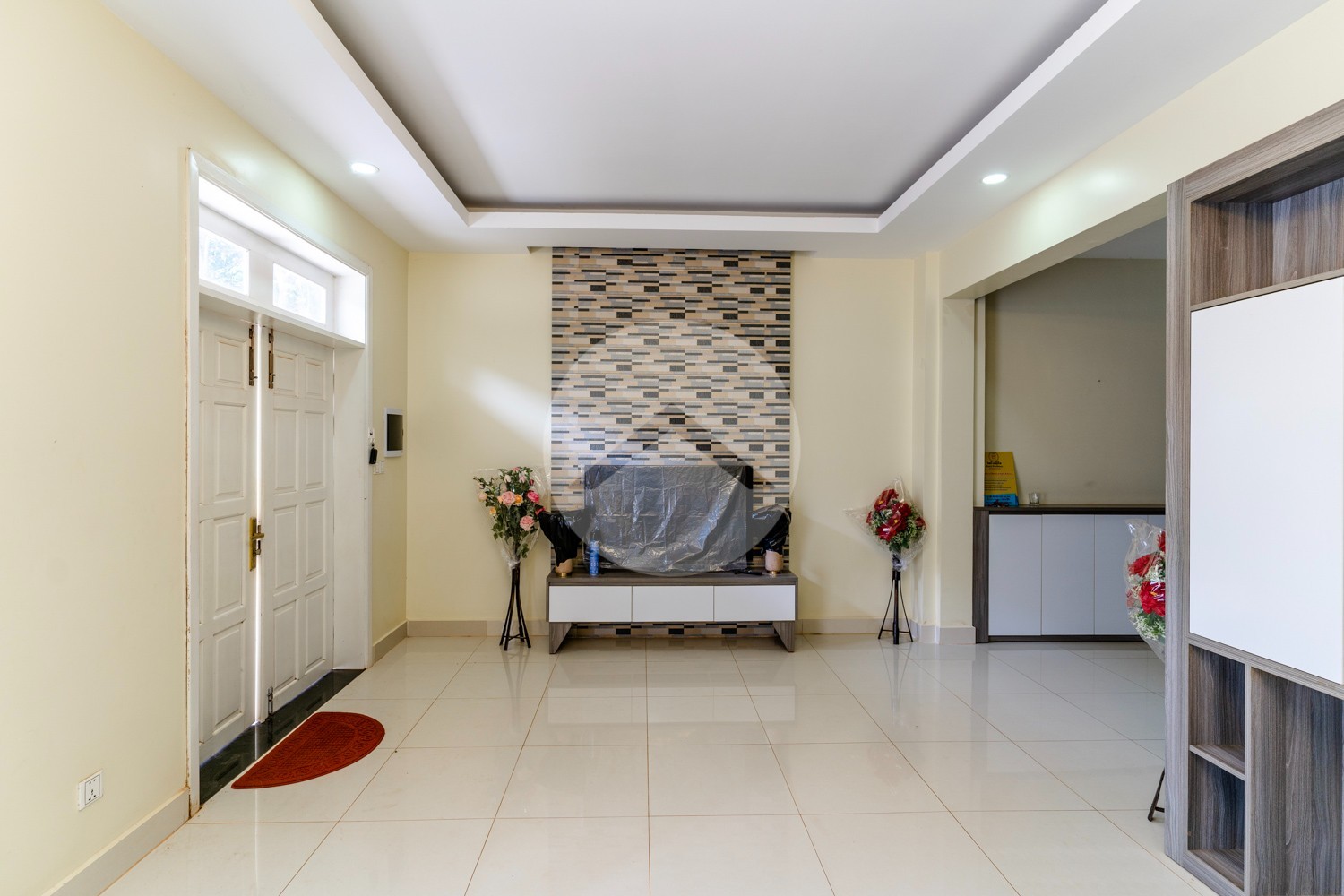 4 Bedroom Villa For Rent - Svay Dangkum, Siem Reap - Image 7