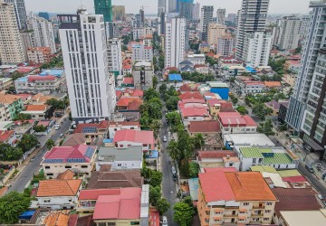 948 Sqm Commercial Land For Sale - BKK1, Phnom Penh  thumbnail