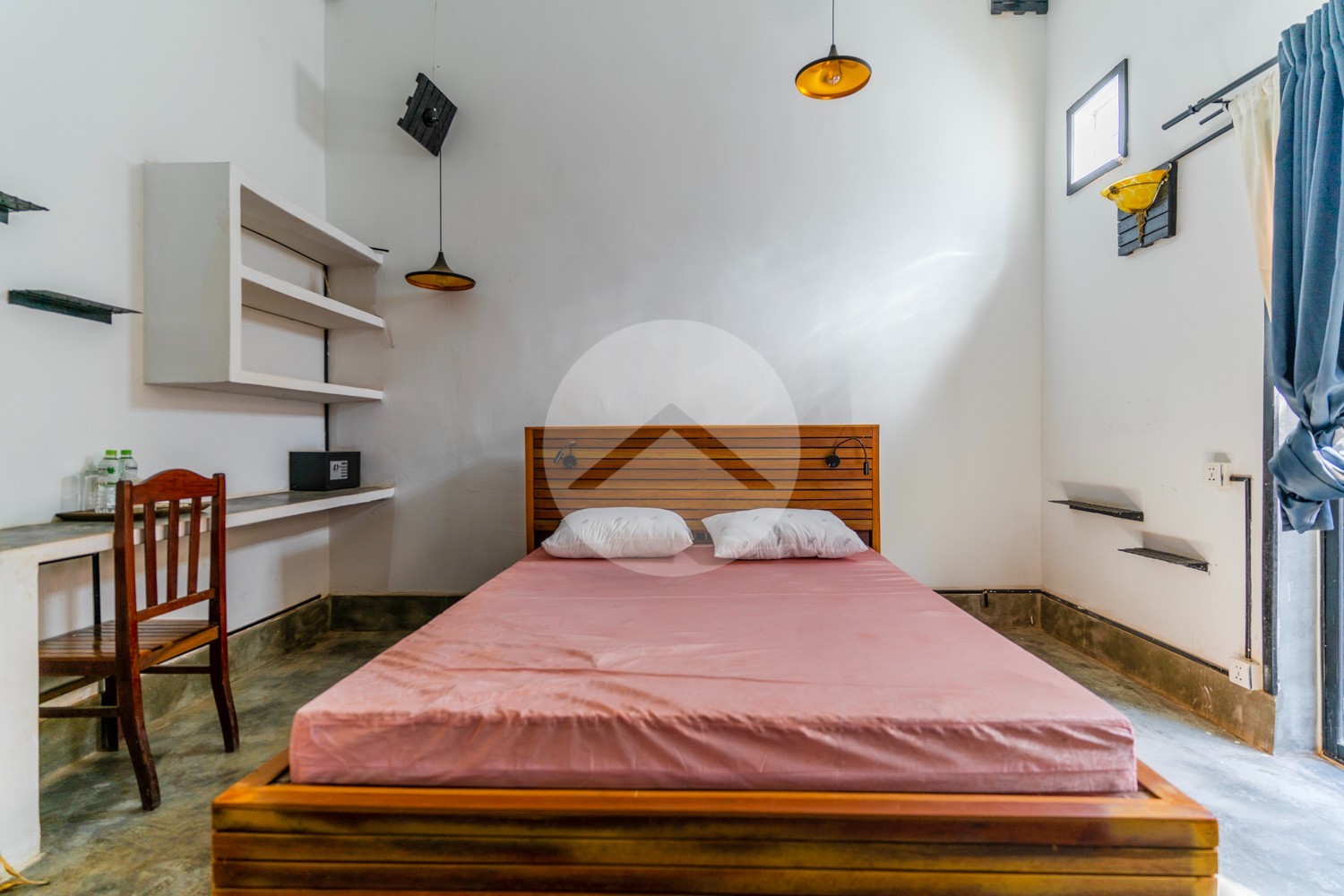 10 Room Hotel with Resto Bar For Rent - Sala Kamreuk, Siem Reap