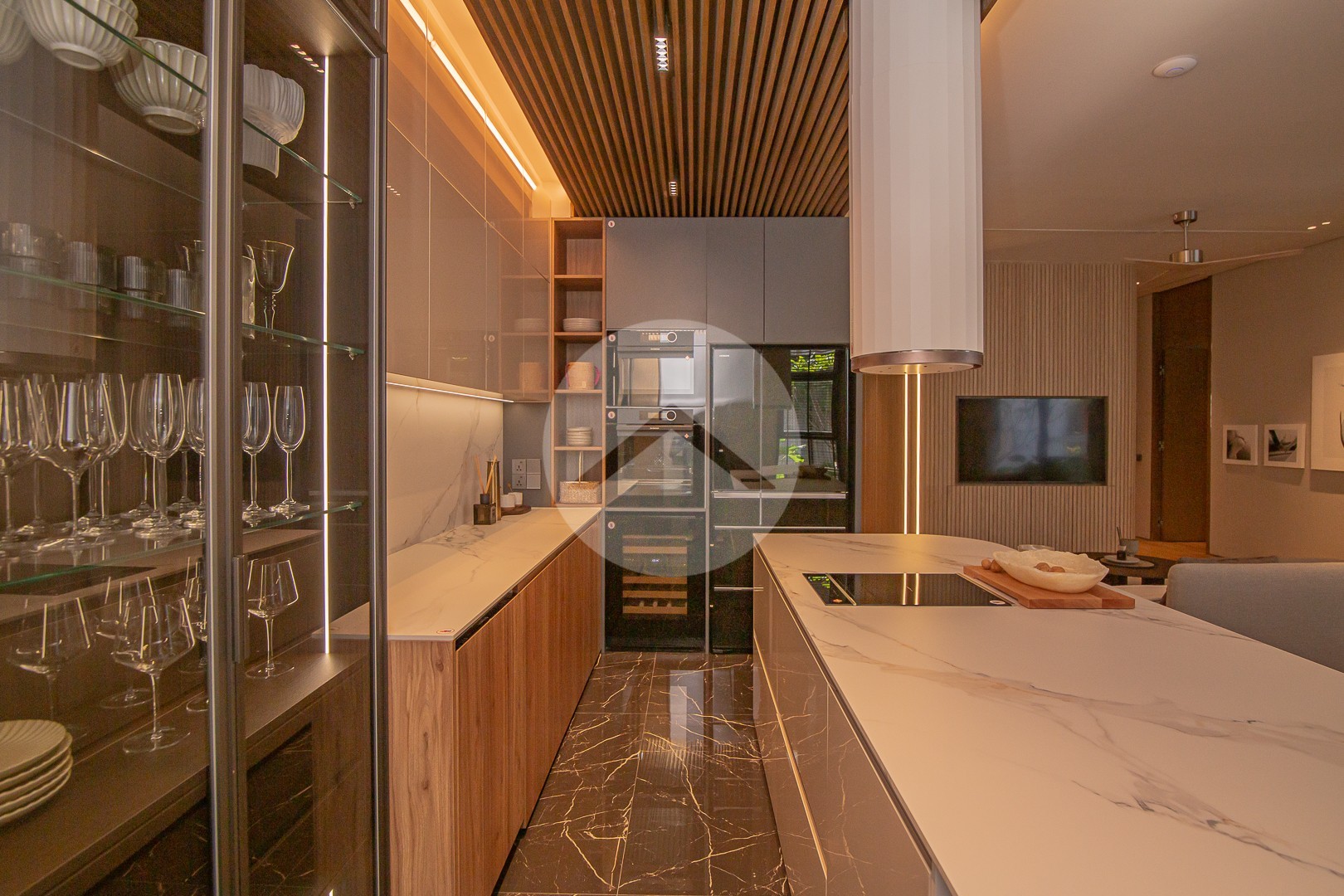 3 Bedroom Condo  For Sale- Odom Living, Tonle Bassac, Phnom Penh - Image 8