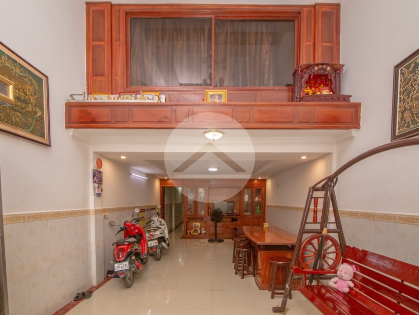 4 Bedroom Flat House For Sale - Chaom Chau, Phnom Penh