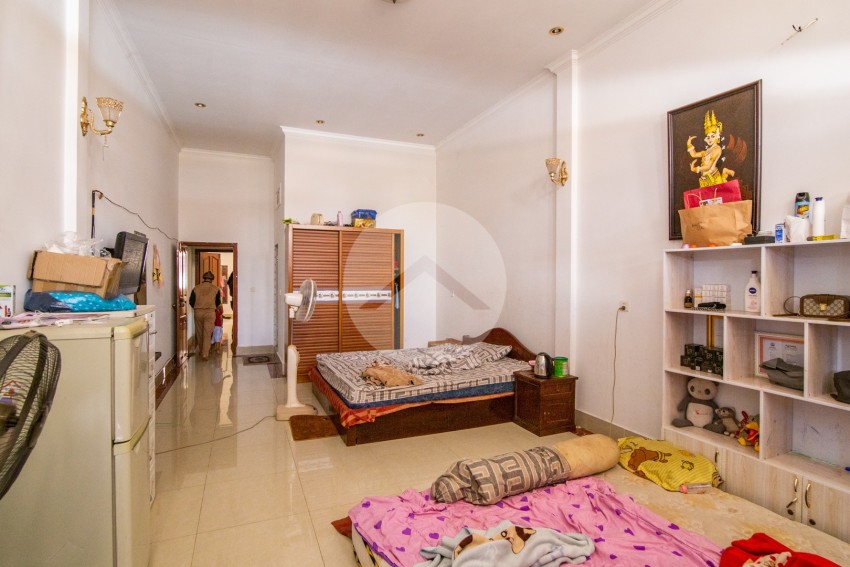 4 Bedroom Flat House For Sale - Chaom Chau, Phnom Penh