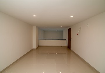 4 Bedroom Shophouse For Rent - KMH Park, Phnom Penh thumbnail