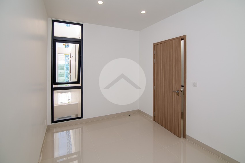 4 Bedroom Shophouse For Rent - KMH Park, Phnom Penh