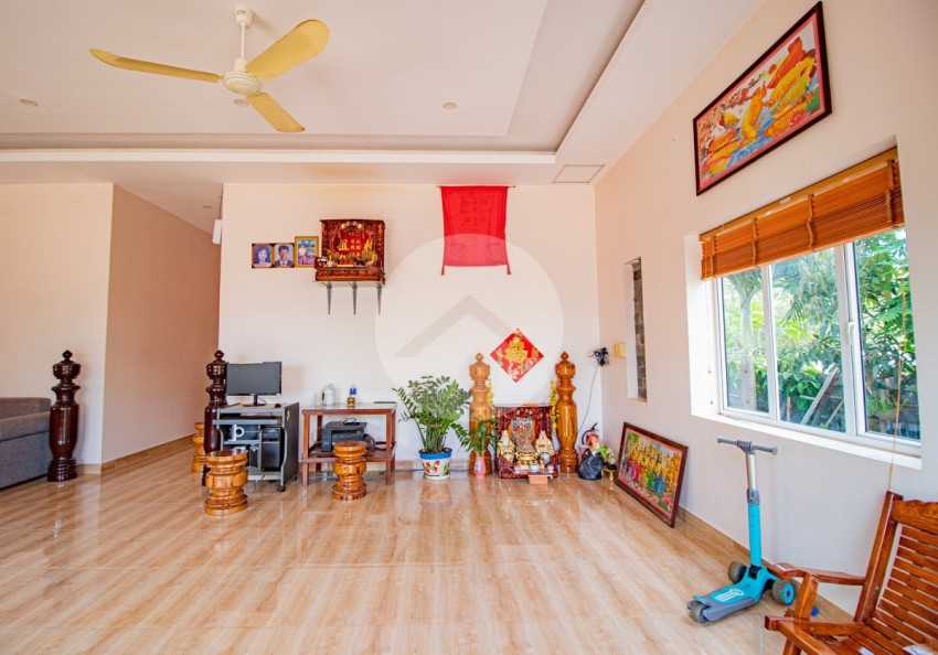 7 Bedroom House With Apartment For Rent - Sala Kamreuk, Siem Reap