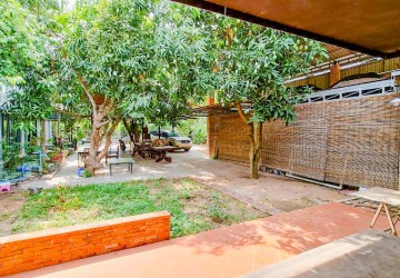 6 Bedroom Compound House For Sale - Slor Kram, Siem Reap thumbnail