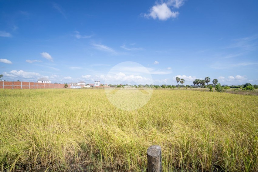  ដីលំនៅឋានទំហំ 1935 ម៉ែត្រការ៉េសម្រាប់លក់- ស្វាយធំ, ក្រុងសៀមរាប