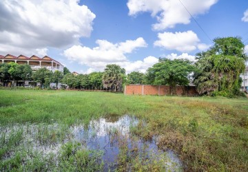   2110 Sqm Residential Land For Sale - Svay Dangkum, Siem Reap thumbnail