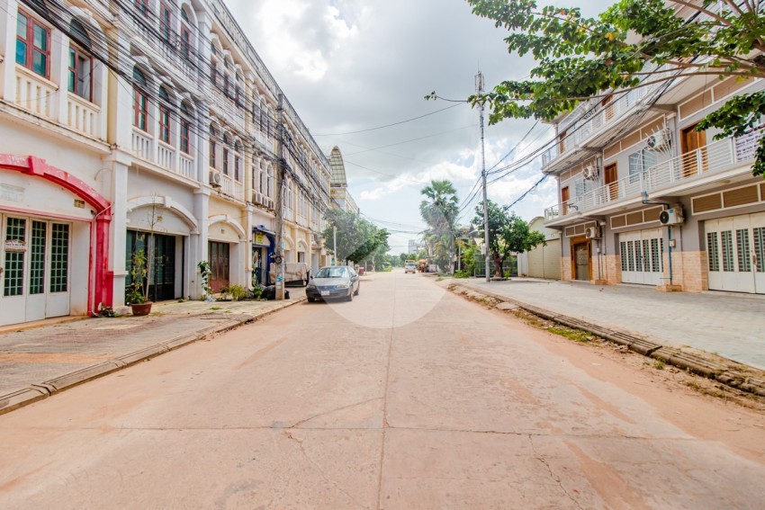 ផ្ទះអាជីវកម្ម ៤ បន្ទប់គេង សម្រាប់លក់ - ស្វាយដង្គំ, សៀមរាប