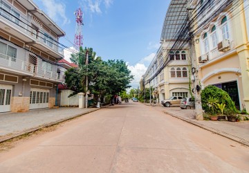 4 Bedroom Shophouse For Rent - Svay Dangkum, Siem Reap thumbnail