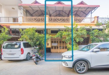 2 Bedroom Flat House For Sale - Borey New World, Chamkar Doung, Phnom Penh thumbnail