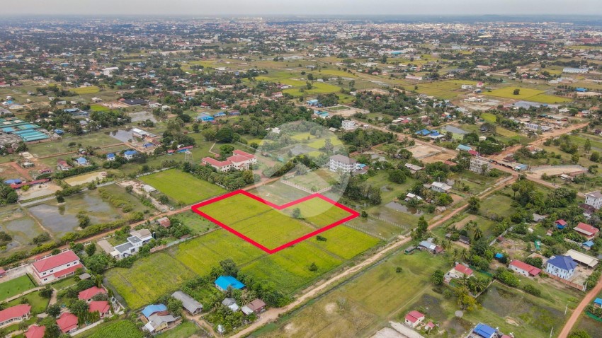 7709 Sqm Land For Sale - Chreav, Siem Reap