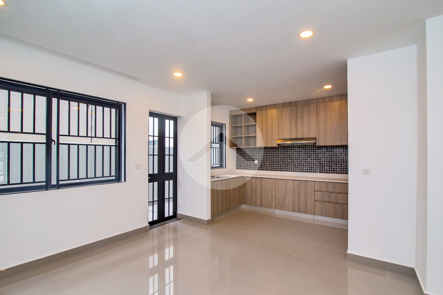 4 Bedroom Twin Villa For Sale - Chip Mong 50M, Phnom Penh - Image 9