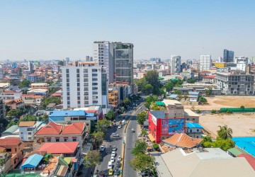 Vann Molyvann Historical Estate For Sale - Along Mao Tse Tong BLVD, Phnom Penh thumbnail