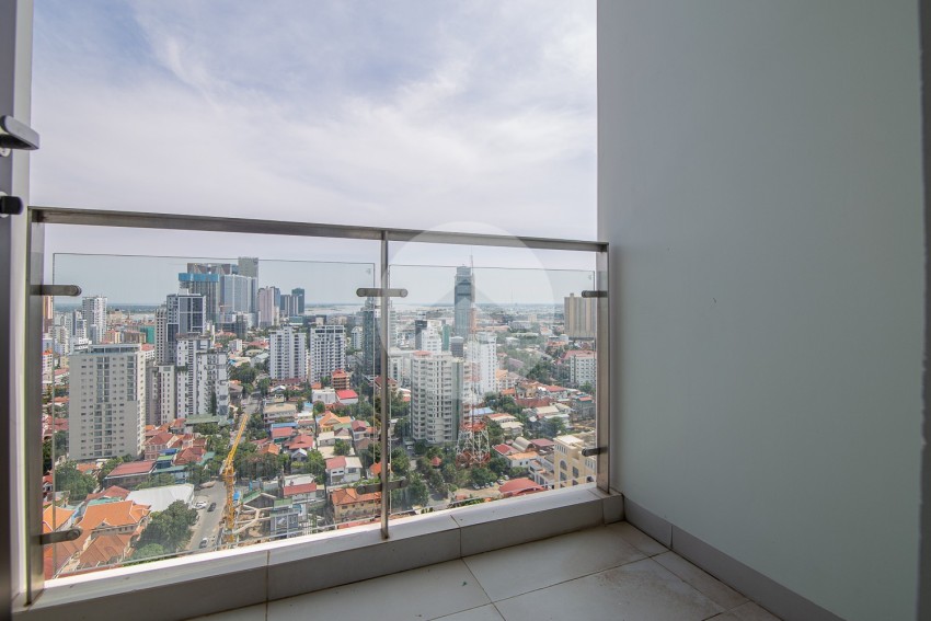 24th Floor 3 Bedroom Apartment For Sale - Embassy Central, BKK1, Phnom Penh