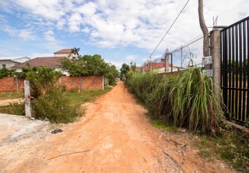  979 Sqm Residential Land For Sale - Slor Kram, Siem Reap thumbnail