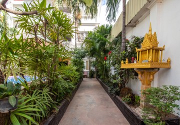 18 Room Hotel For Sale - Wat Bo, Siem Reap thumbnail