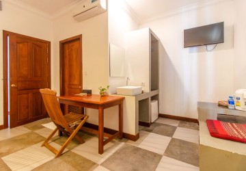 18 Room Hotel For Sale - Wat Bo, Siem Reap thumbnail