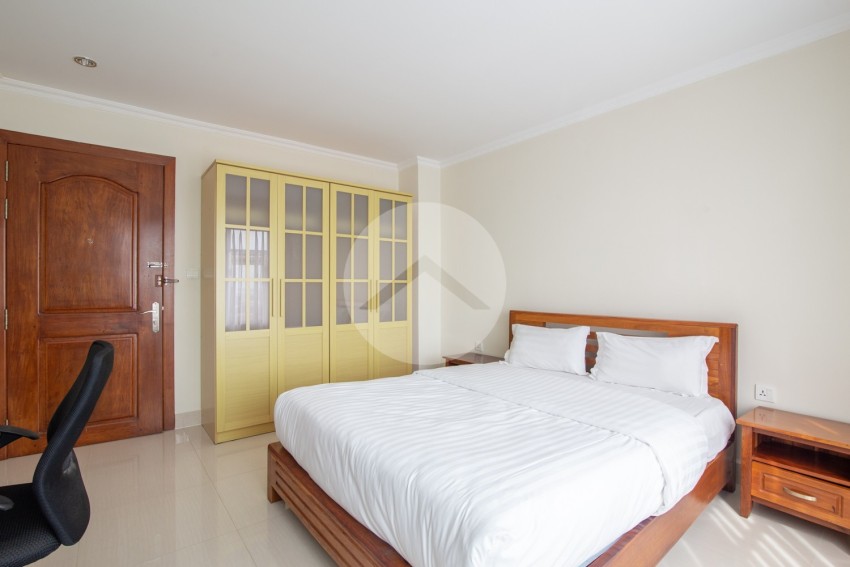 2 Bedroom Serviced Apartment For Rent in BKK1-Phnom Penh