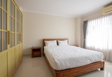 2 Bedroom Serviced Apartment For Rent in BKK1-Phnom Penh thumbnail