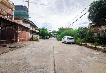 4 Bedroom Double Flat House For Sale - Toul Kork, Phnom Penh thumbnail