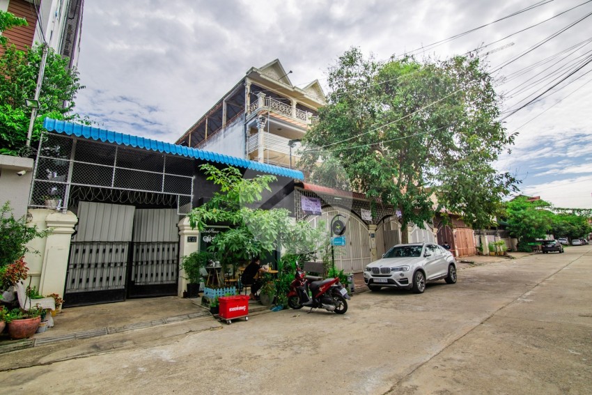 4 Bedroom Double Flat House For Sale - Toul Kork, Phnom Penh